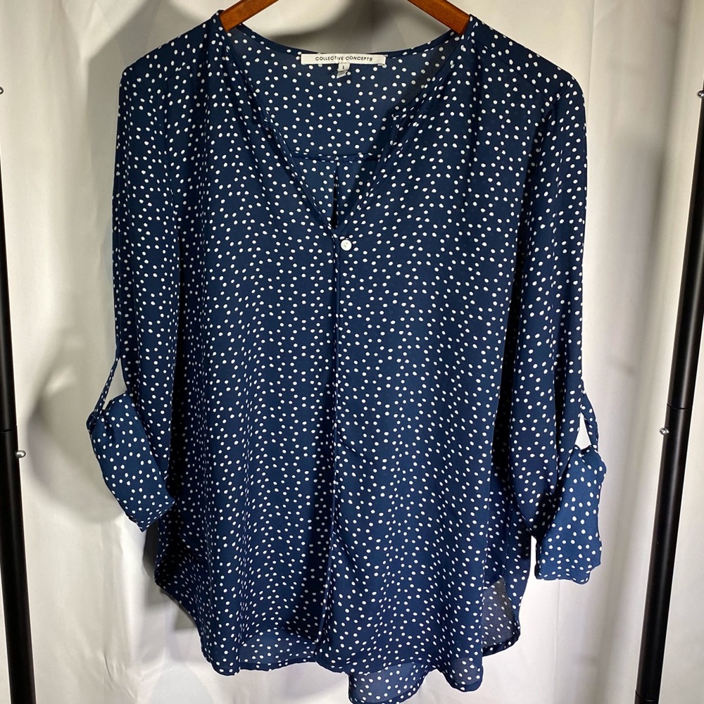 COLLECTIVE CONCEPTS  Sarkise Single Button Blouse